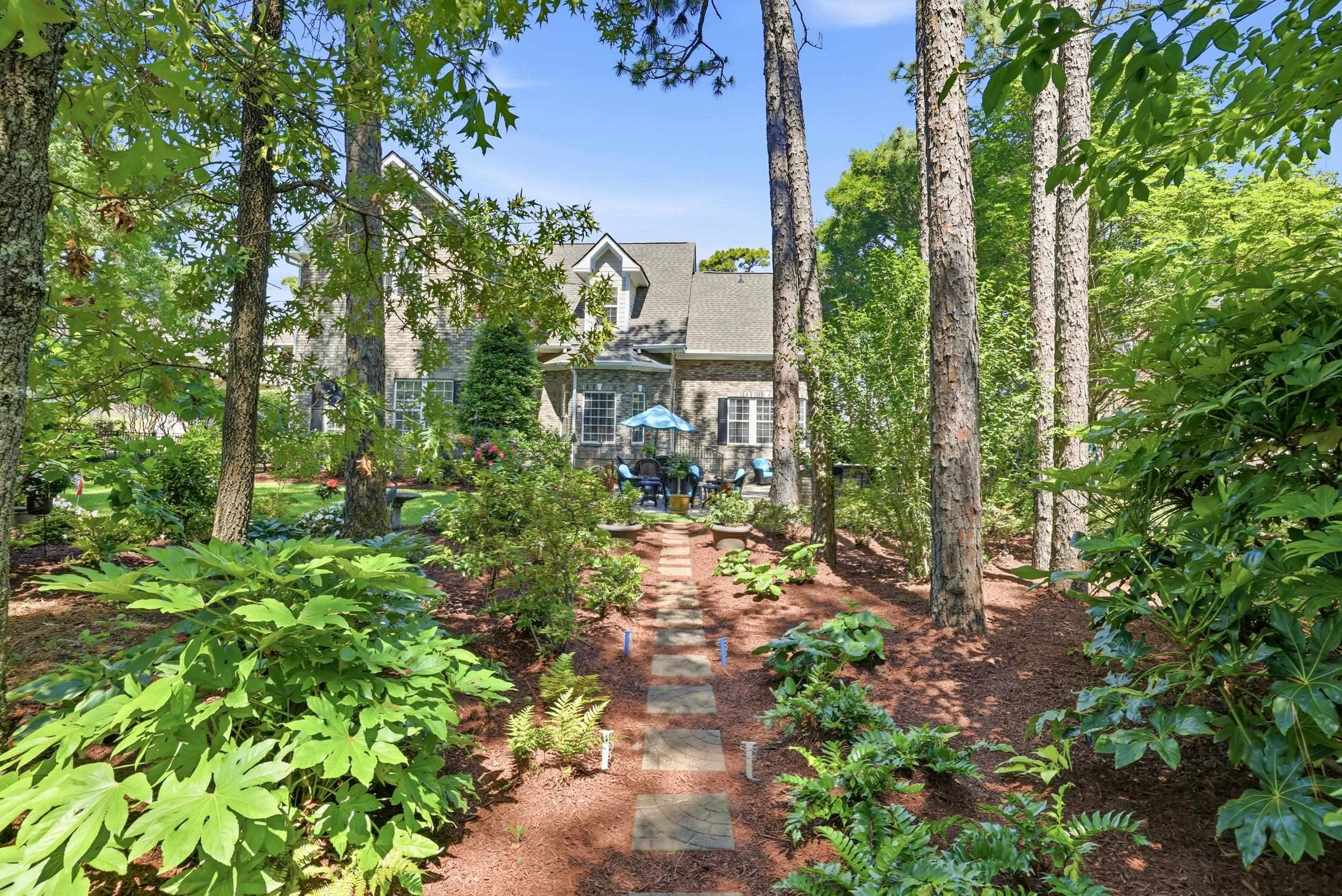 681 Reserve Dr.