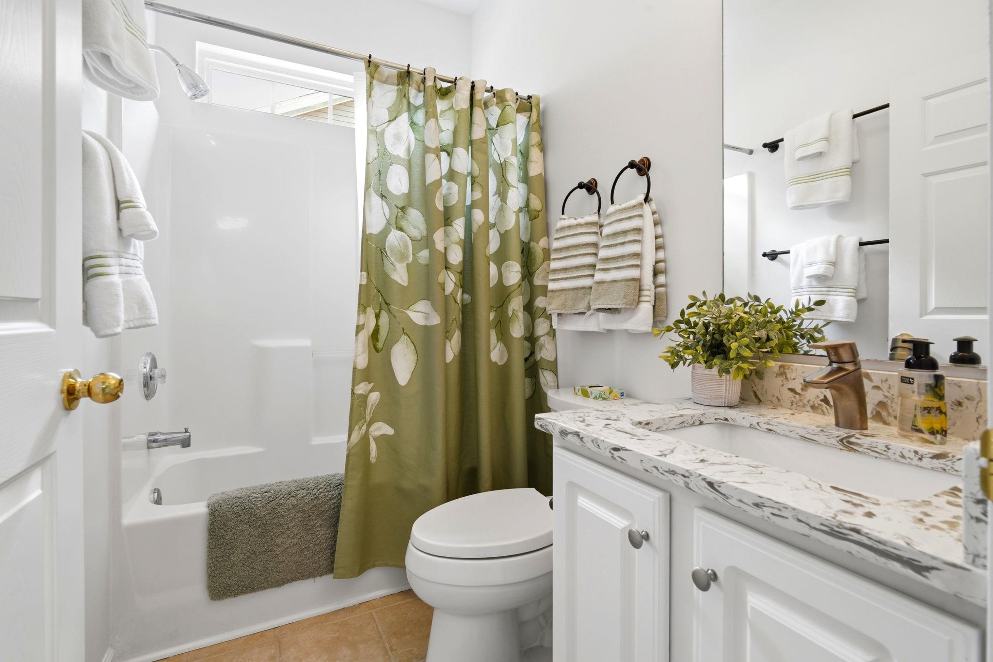 621 Pinehurst Ln. Unit: 92A
