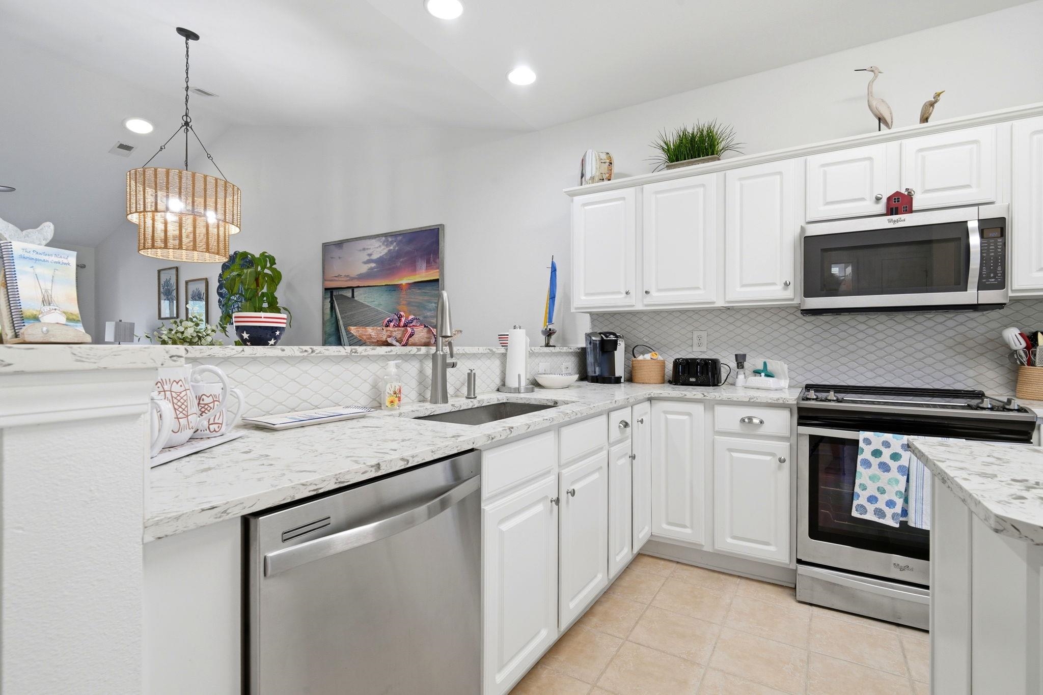 621 Pinehurst Ln. Unit: 92A