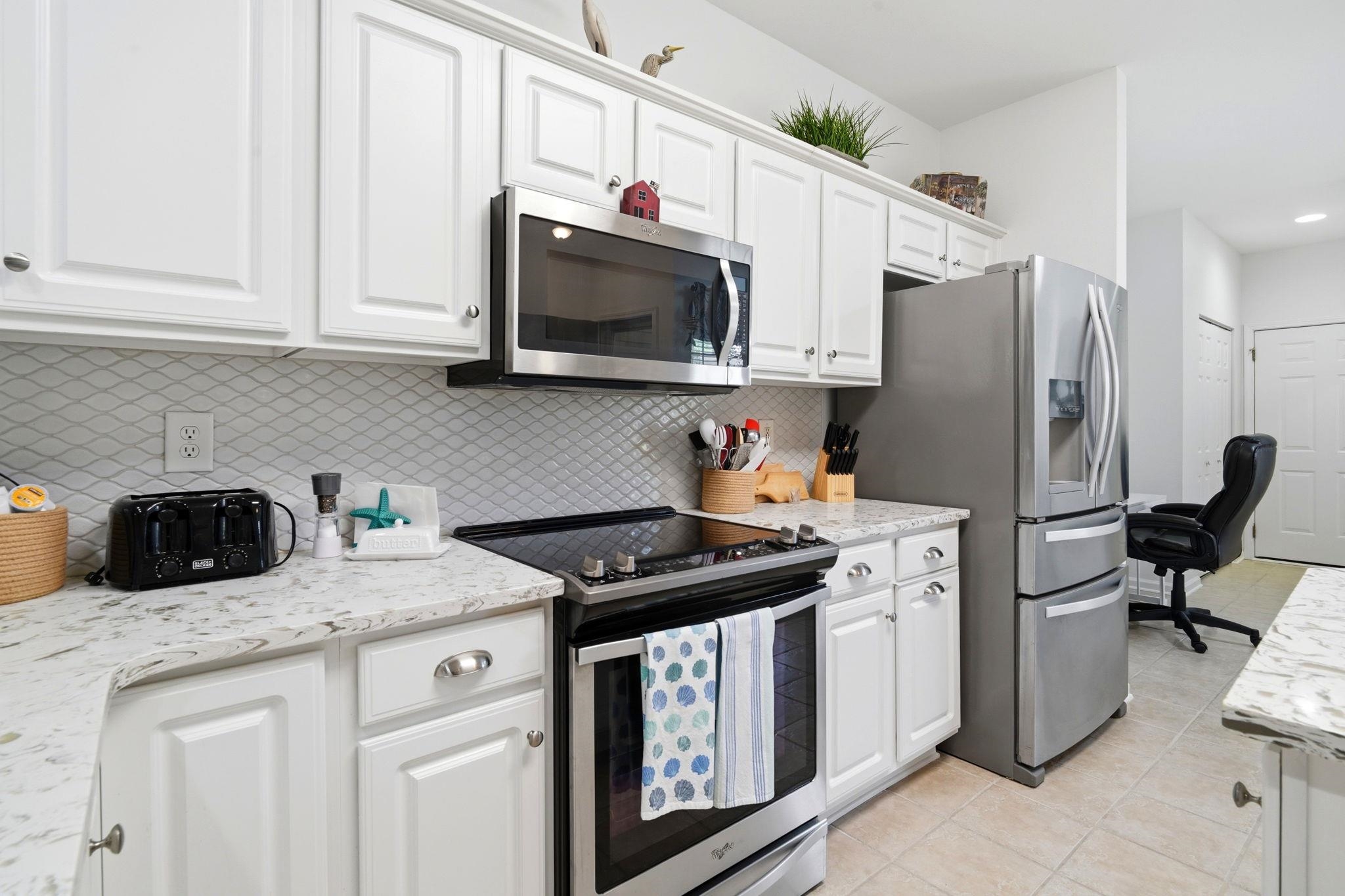 621 Pinehurst Ln. Unit: 92A