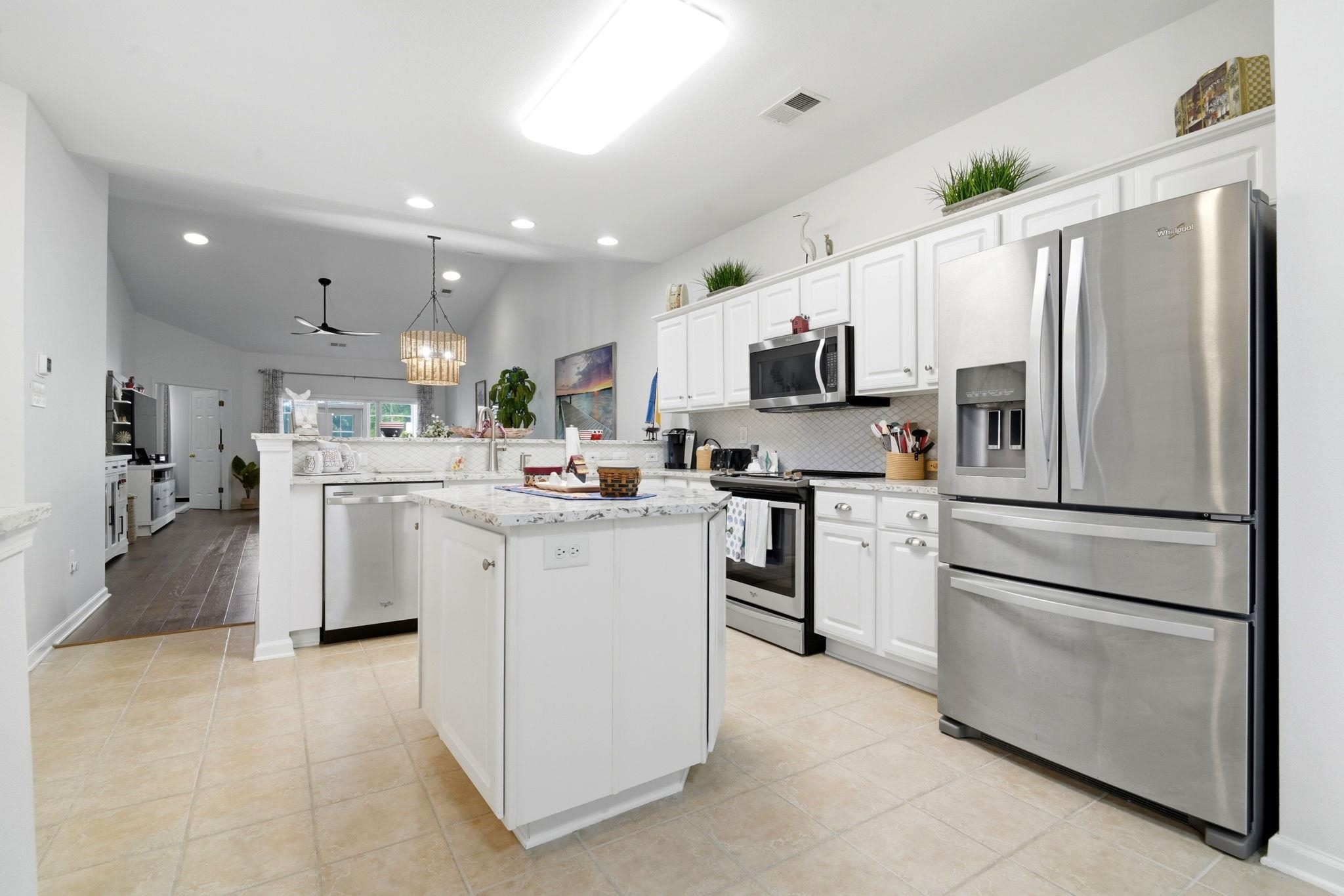 621 Pinehurst Ln. Unit: 92A