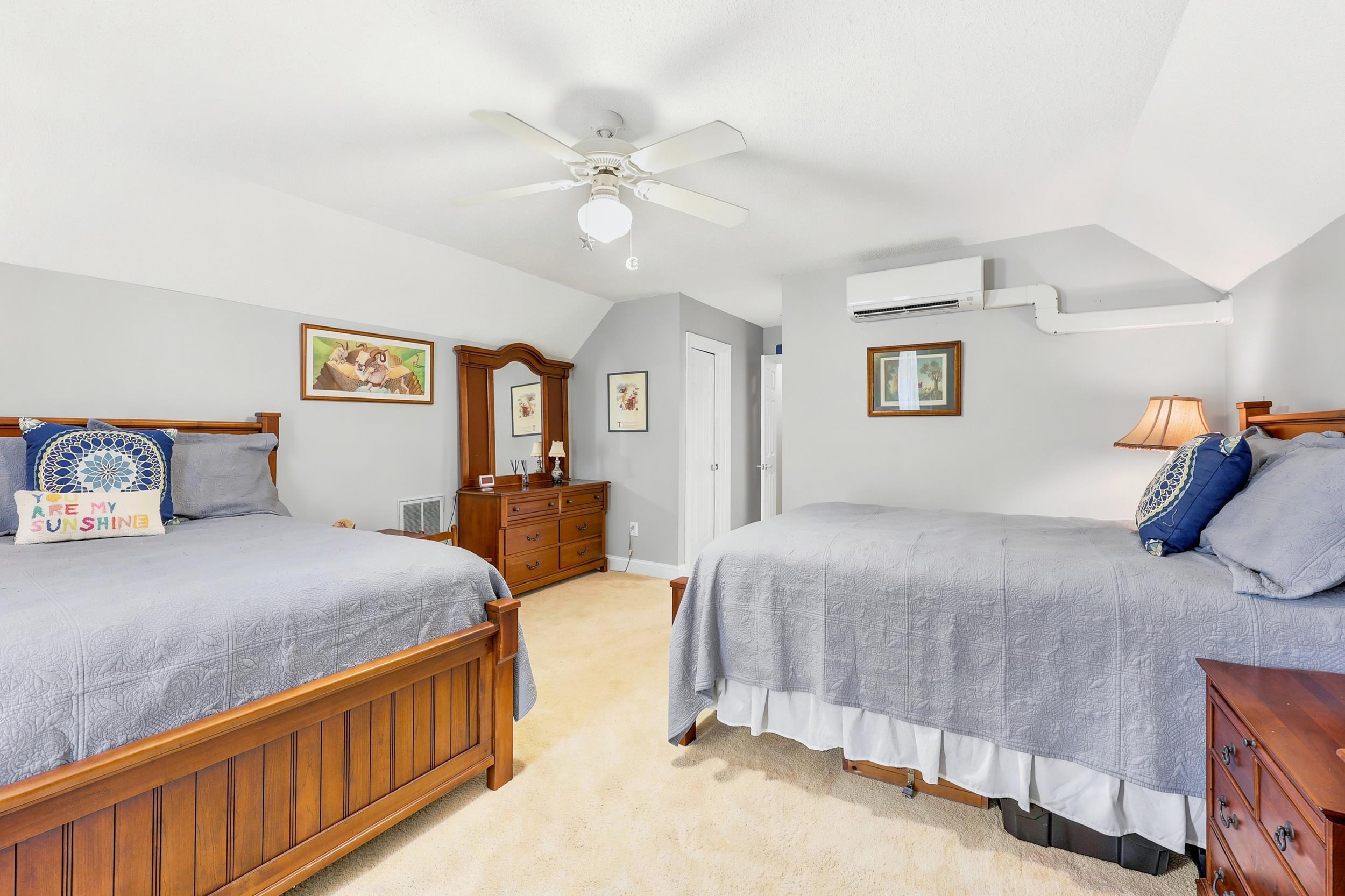 20 Ludlow Ct.