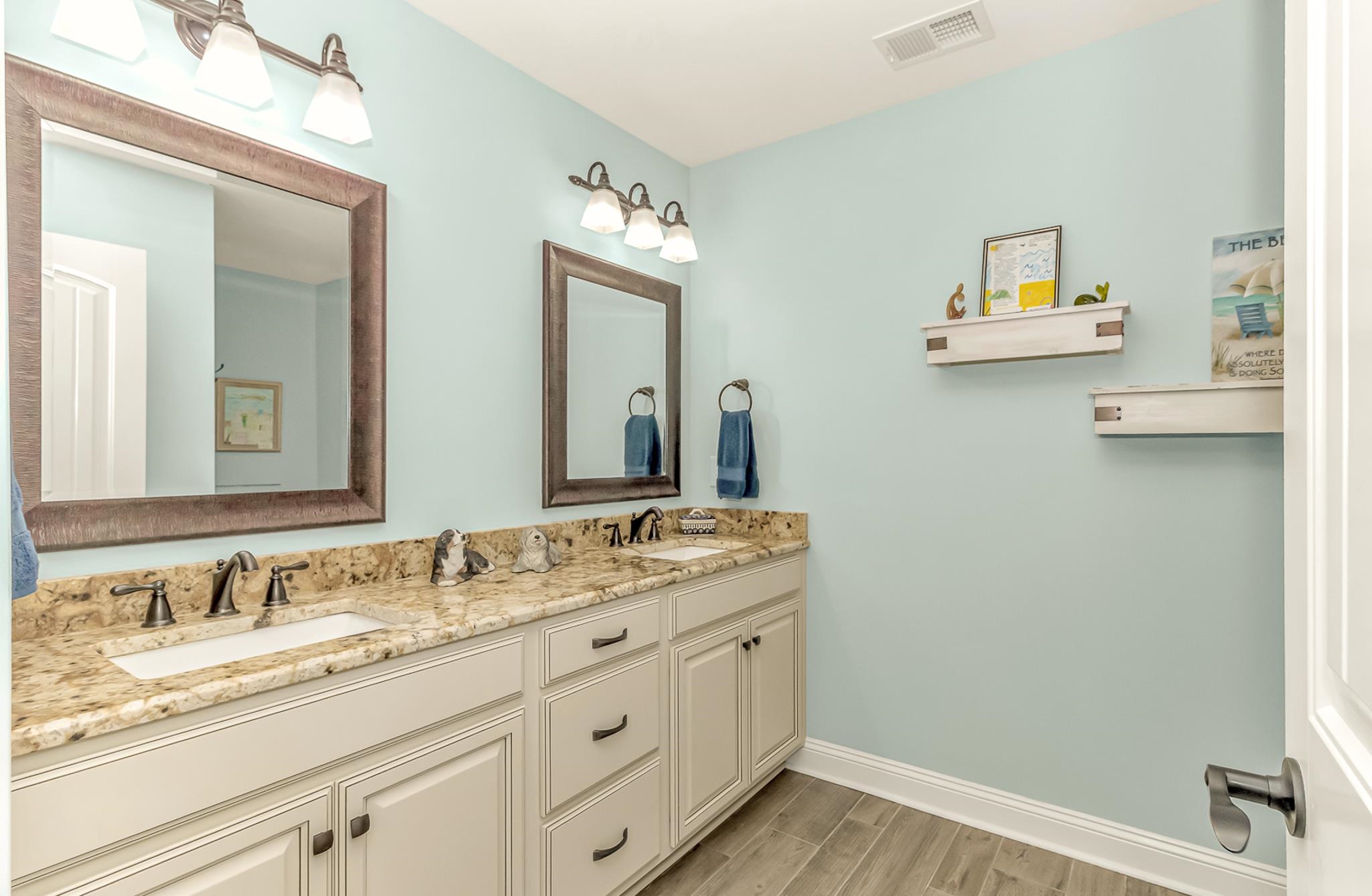 40 Big Oak Pl.