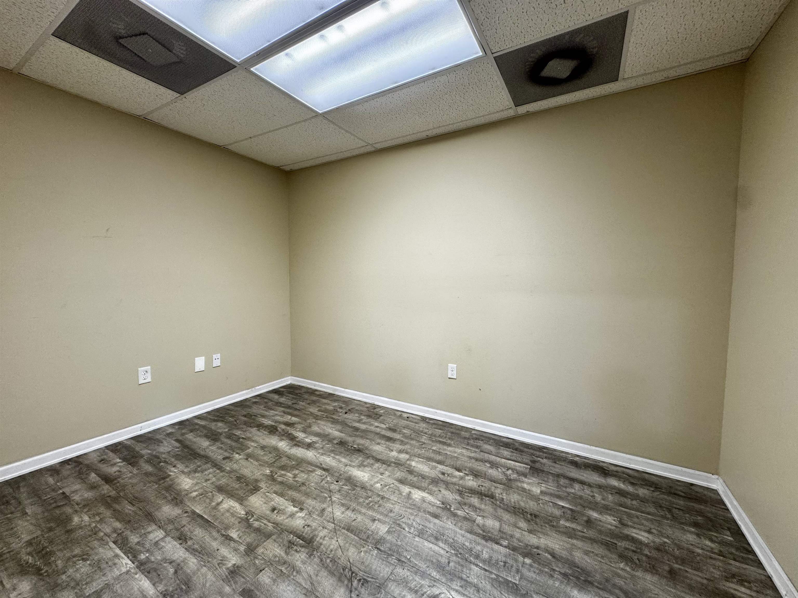 1131 Shine Ave. Unit: Unit 7