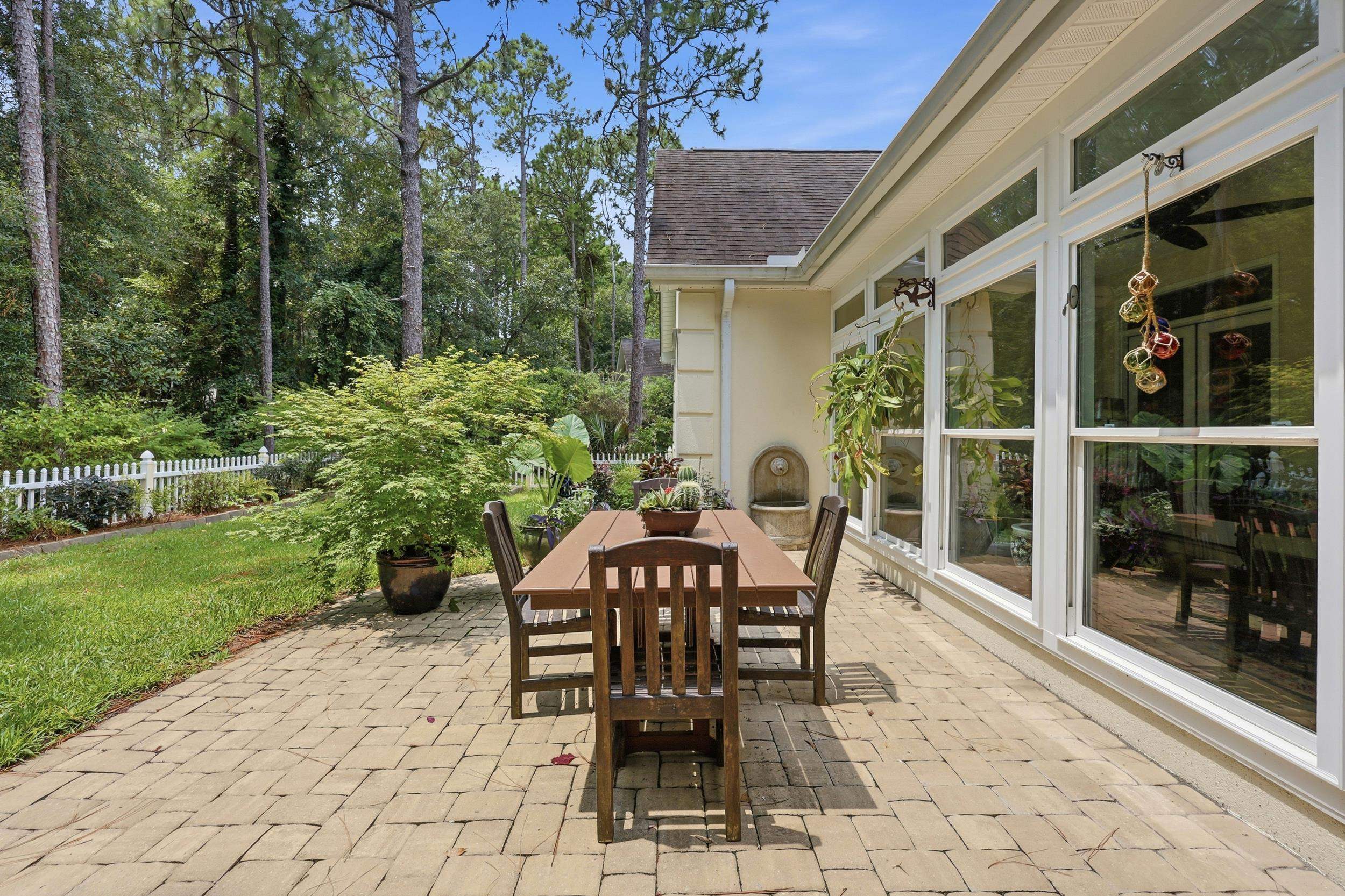 108 Prestwick Dr.