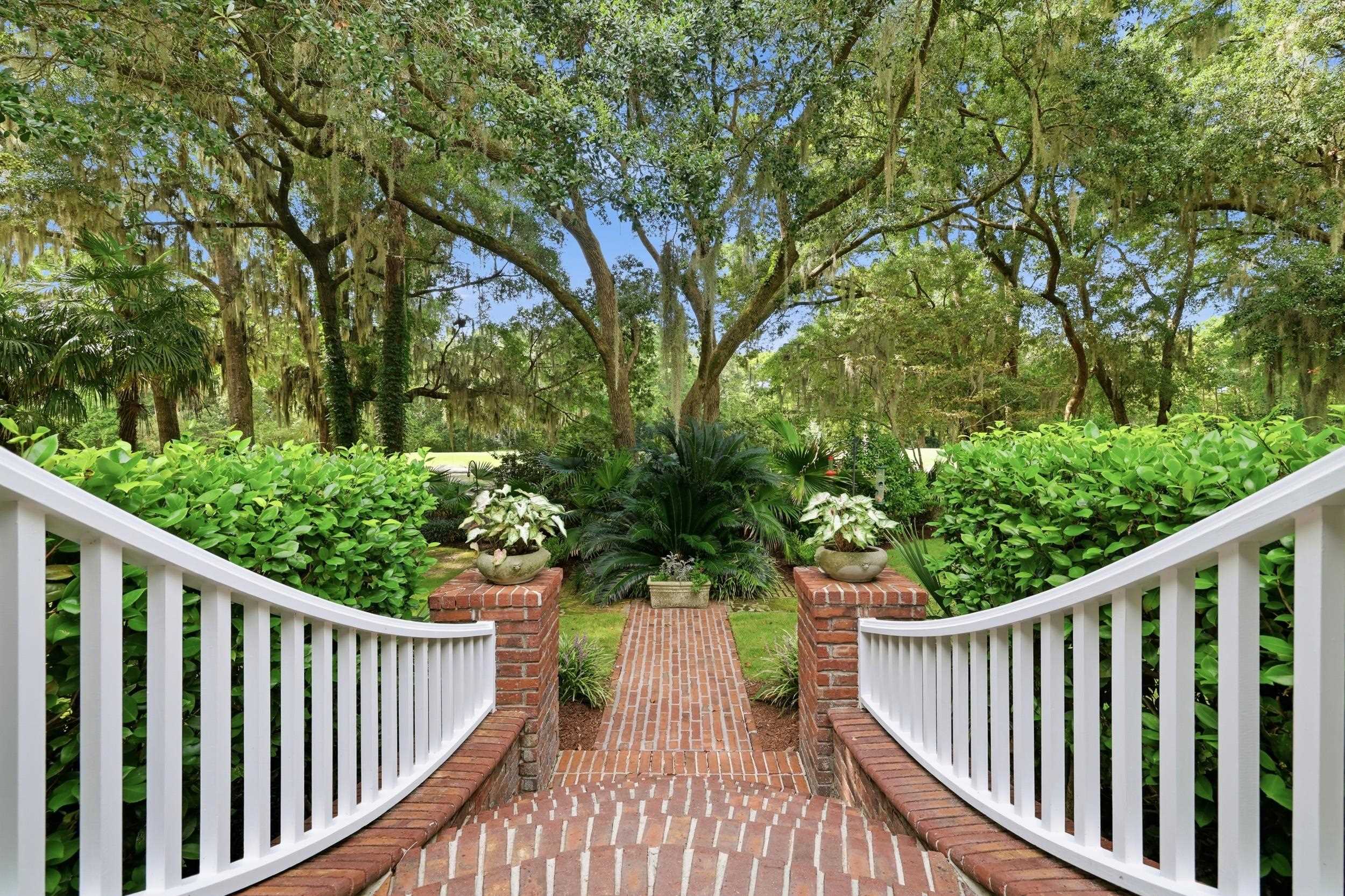 4502 Richmond Hill Dr.