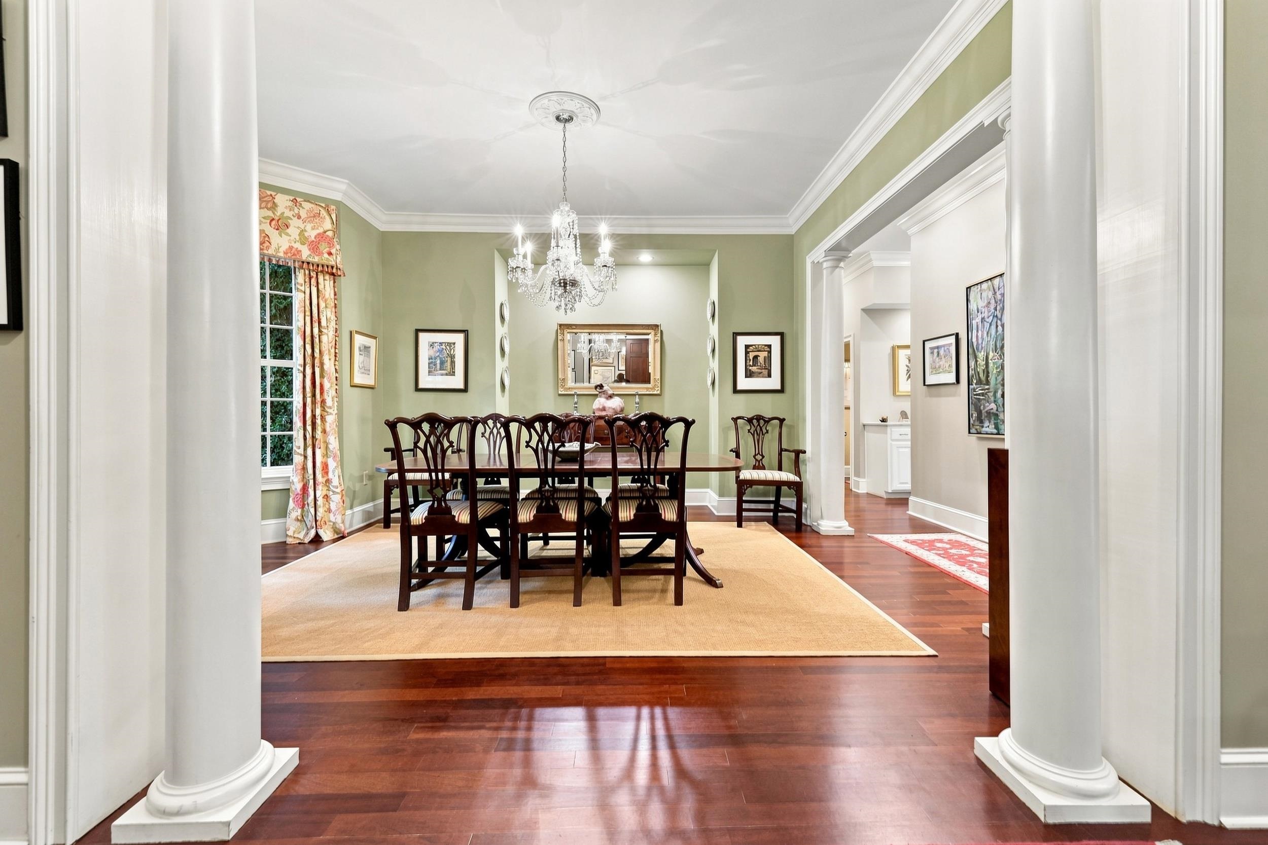 4502 Richmond Hill Dr.