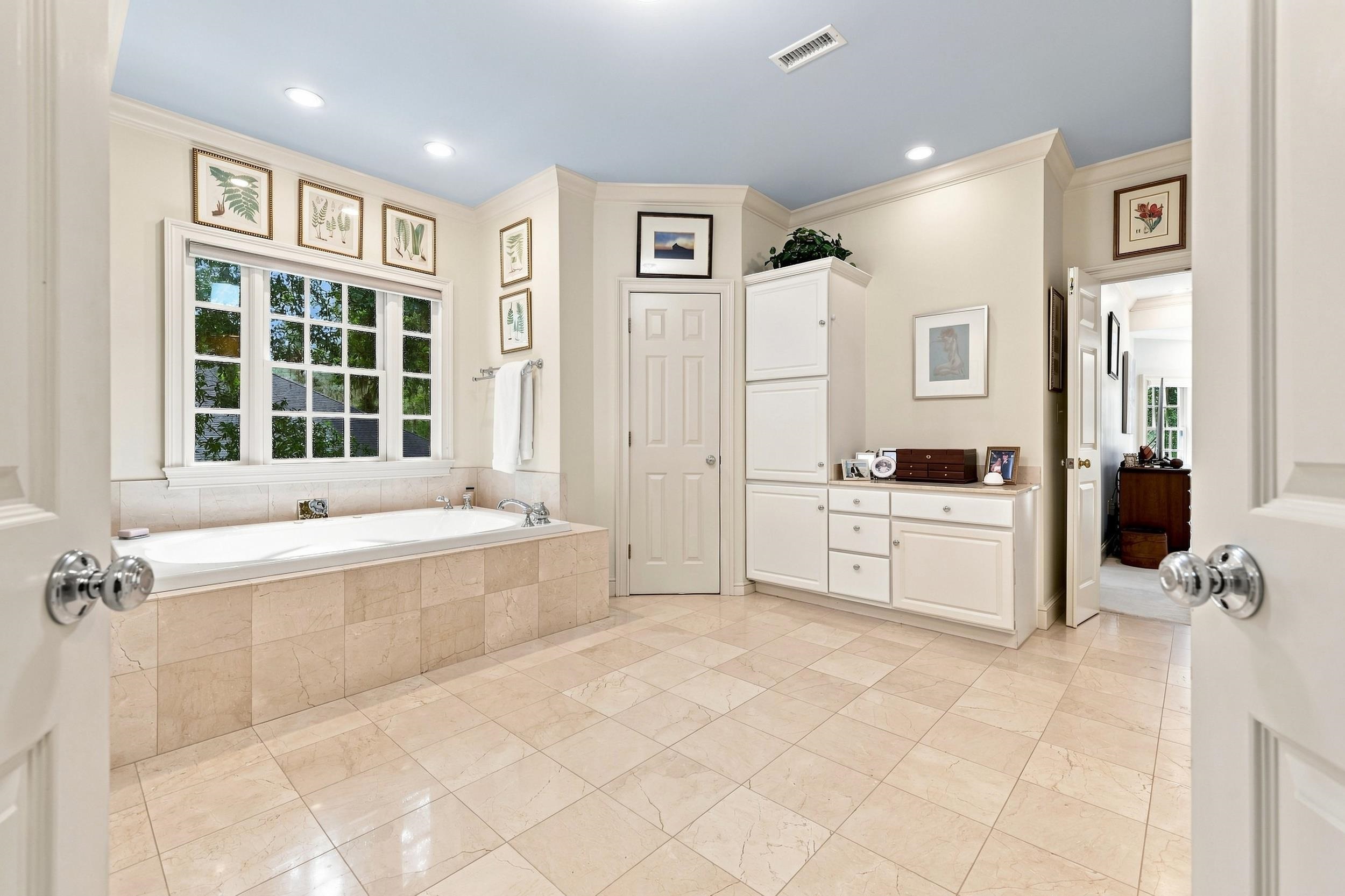 4502 Richmond Hill Dr.