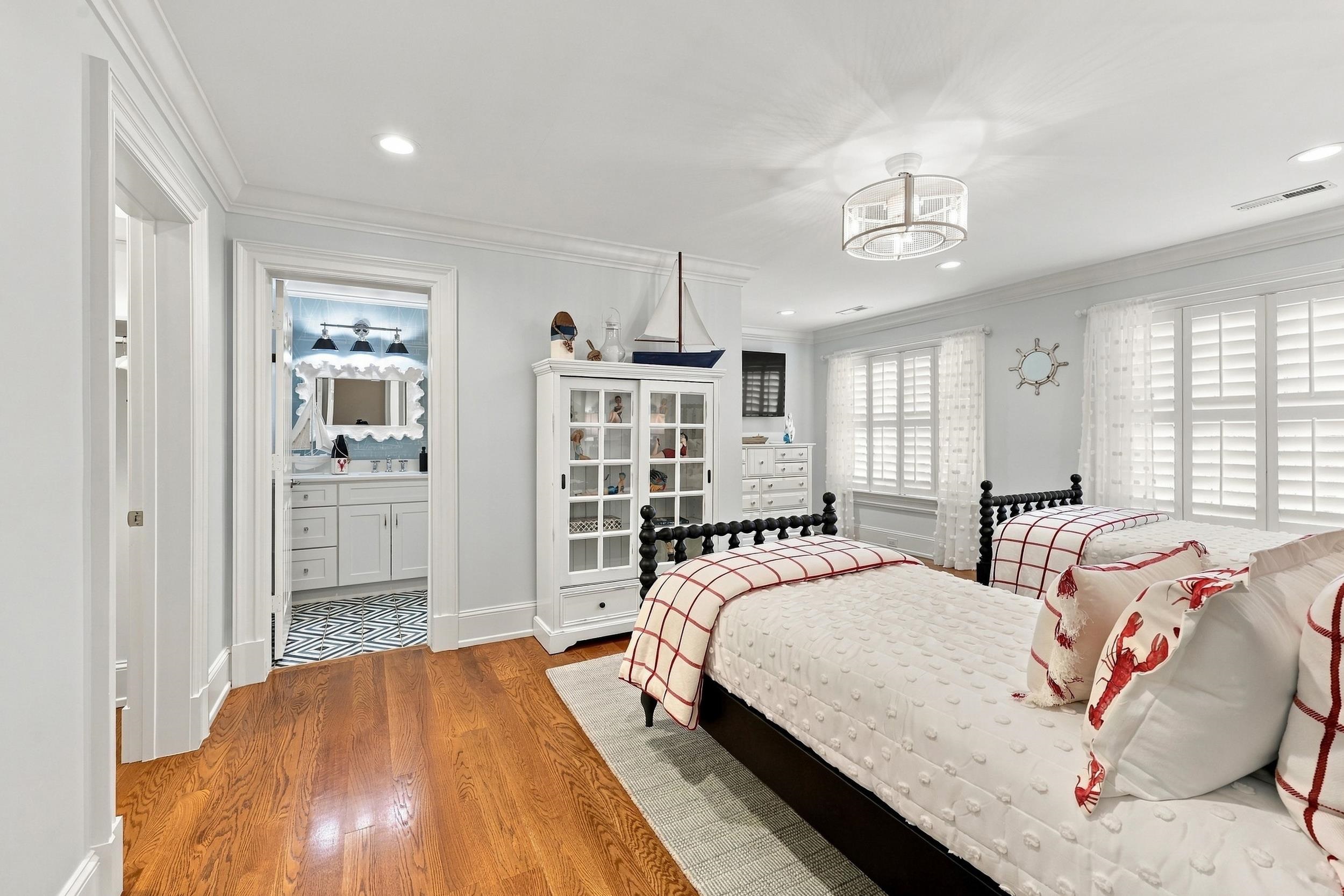 115 Woodmont Ln., Heritage Plantation
