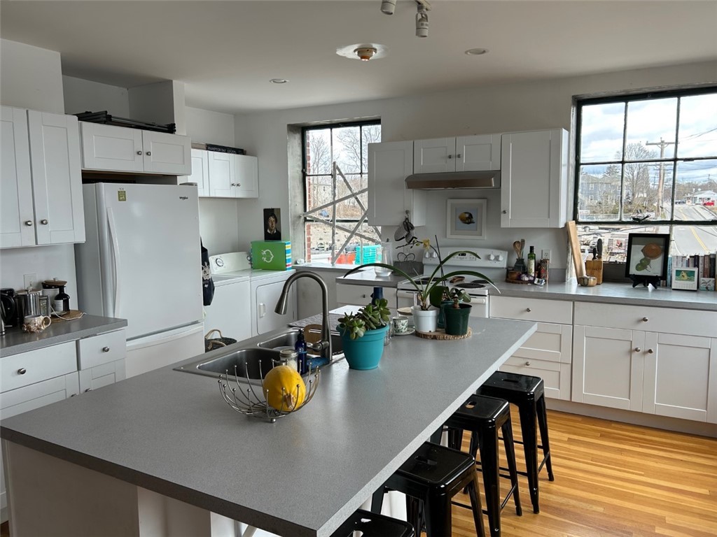 32 Friendship Street