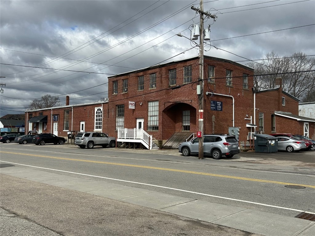 32 Friendship Street