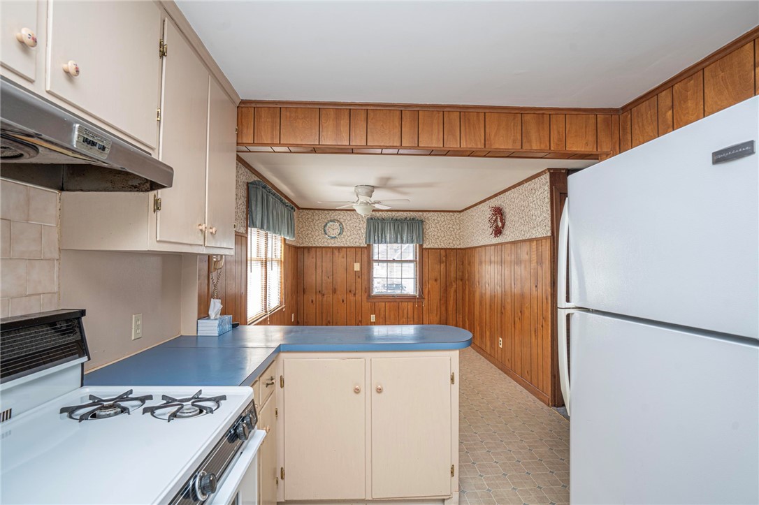 22 Dewey Avenue