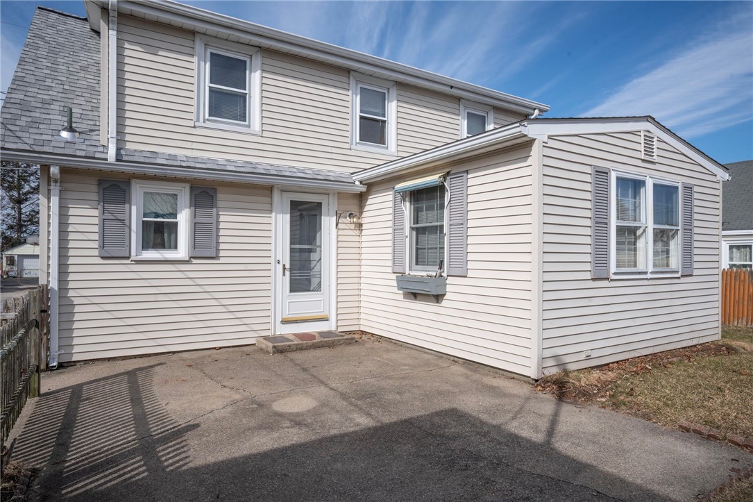 22 Dewey Avenue