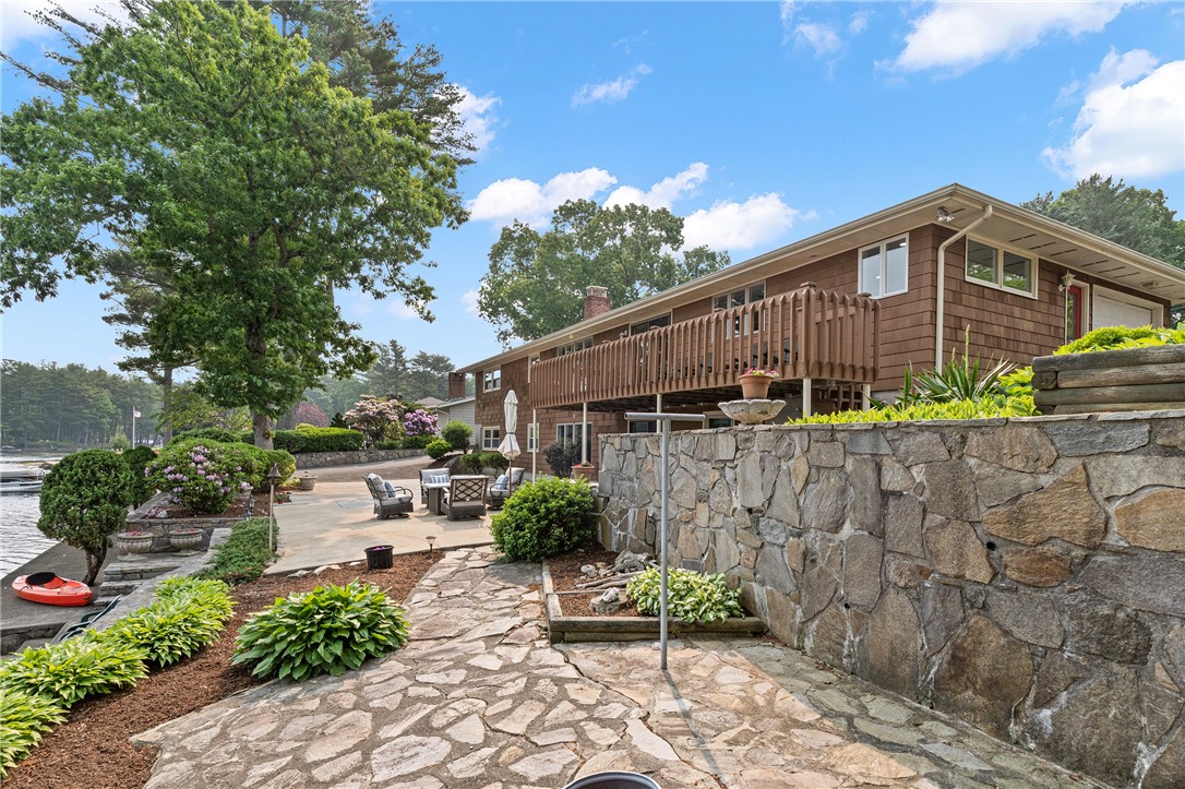 80 Wood Cove Drive