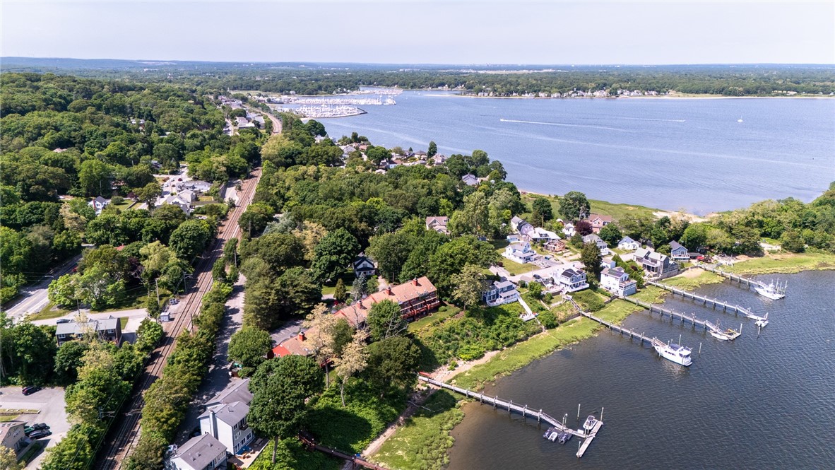 40 Oak Grove Street 10