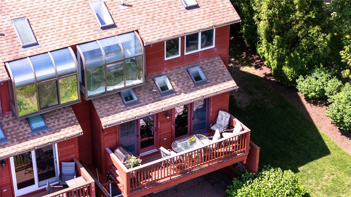 40 Oak Grove Street 10