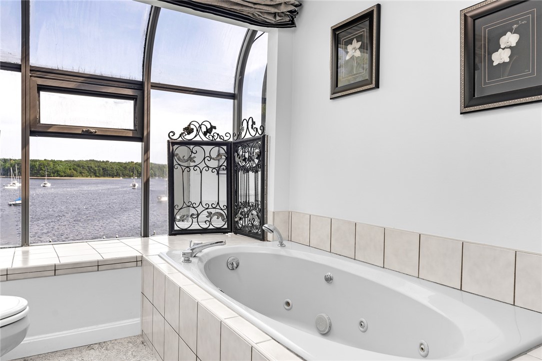 40 Oak Grove Street 10