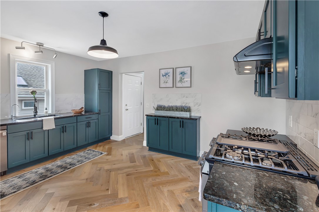 331 Williams Street 3