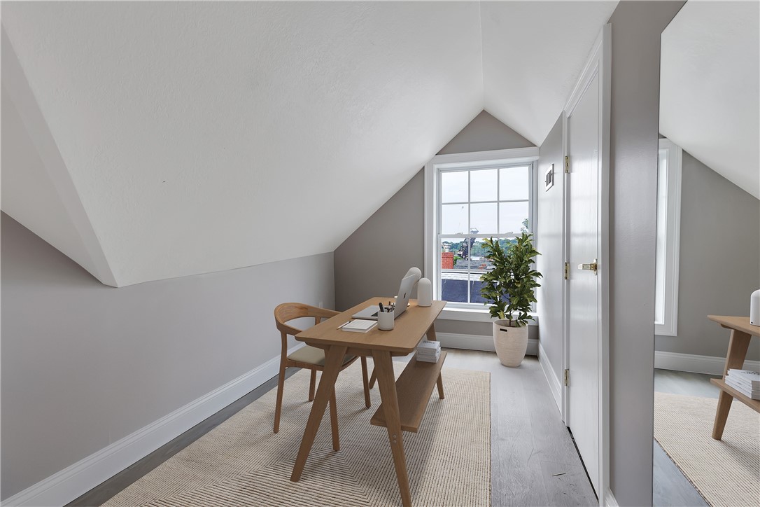 331 Williams Street 3