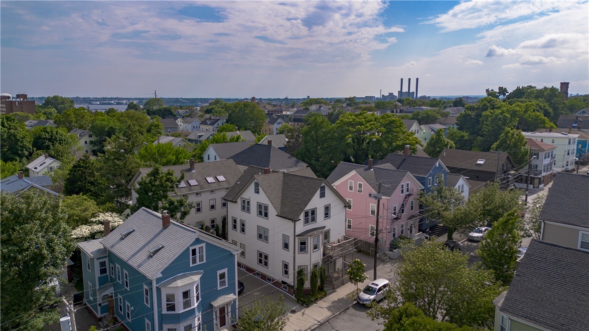 331 Williams Street 3