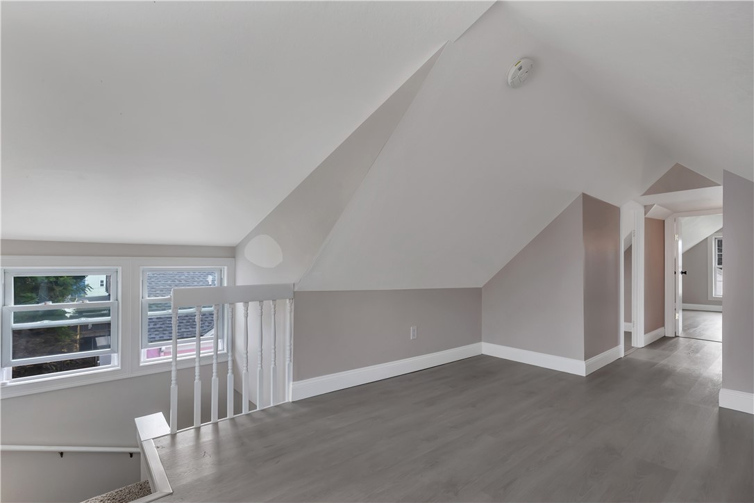 331 Williams Street 3