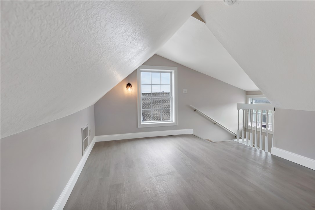 331 Williams Street 3