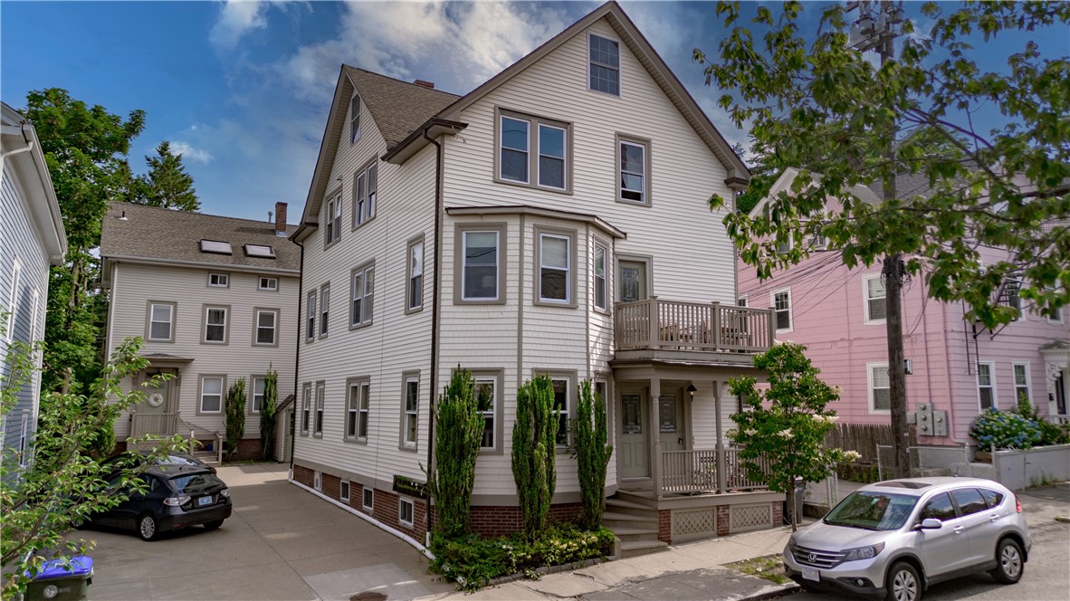 331 Williams Street 3