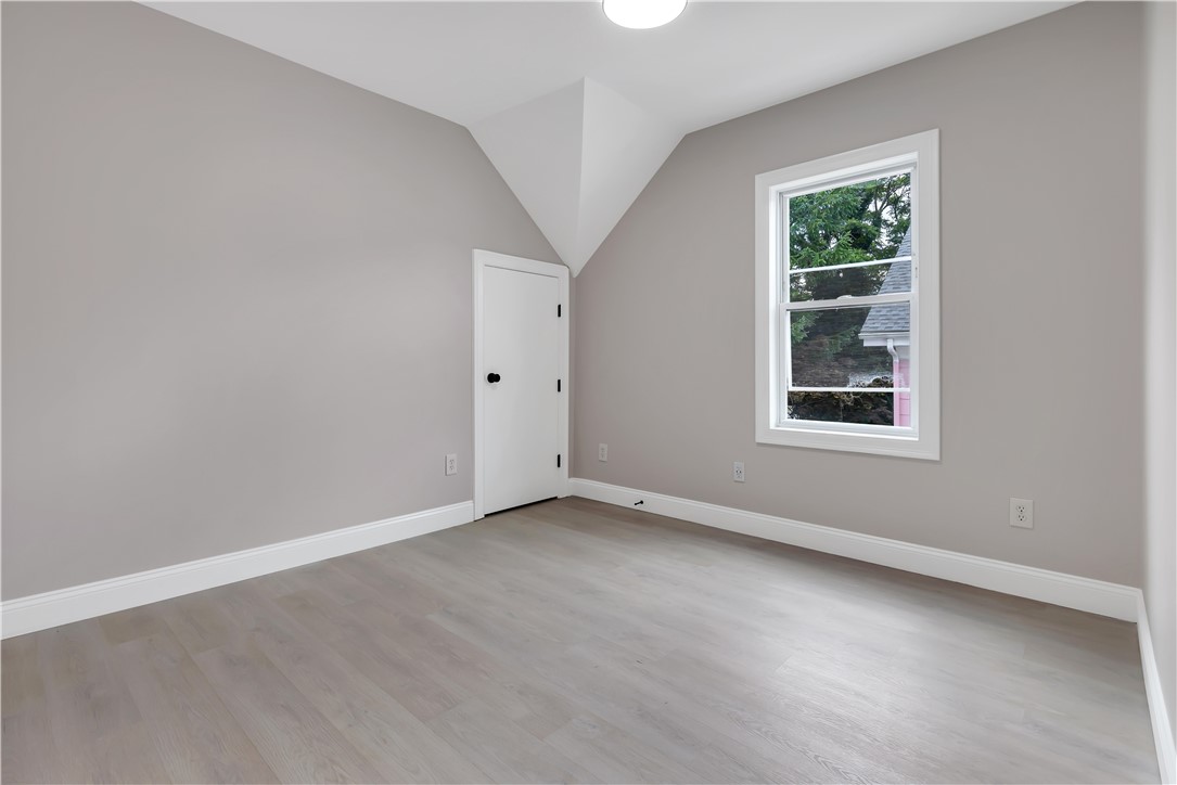 331 Williams Street 3