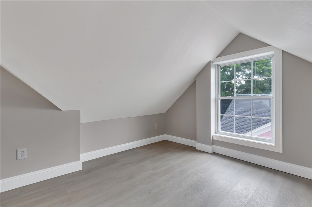 331 Williams Street 3