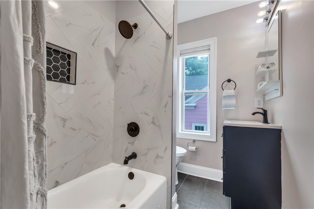 331 Williams Street 3