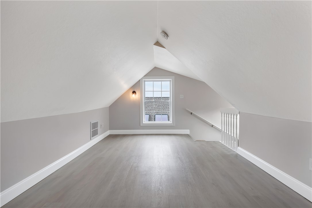 331 Williams Street 3