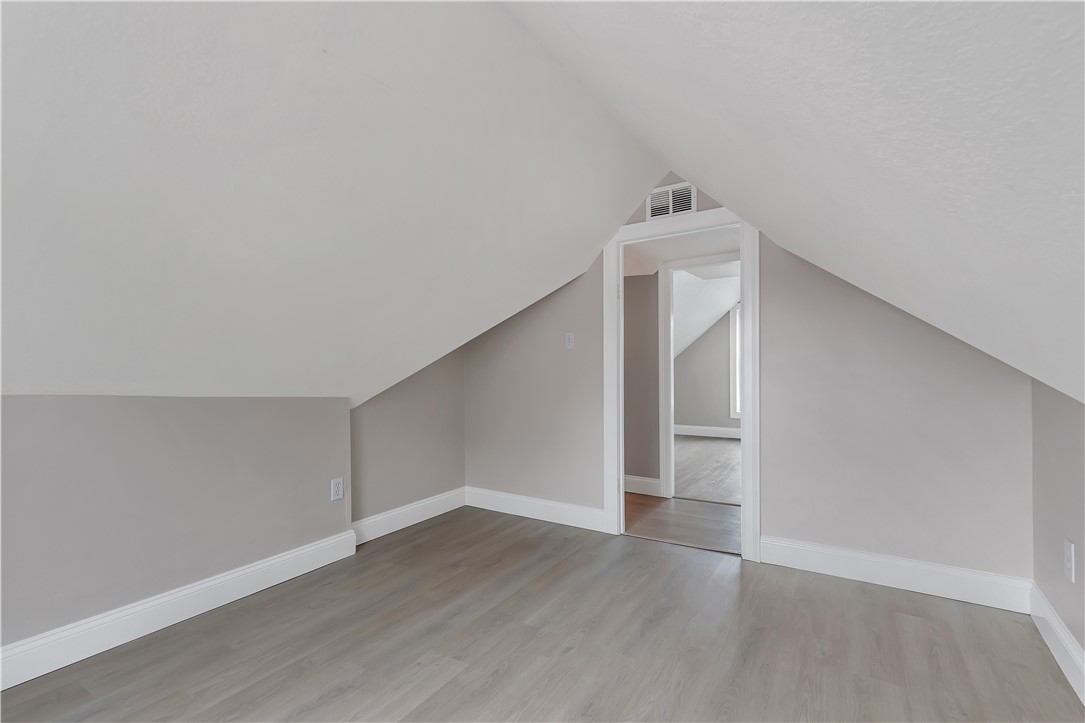 331 Williams Street 3