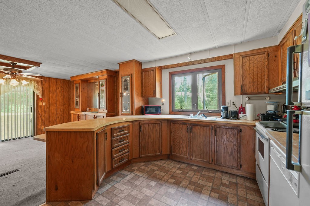 6 Sherwood Valley Drive