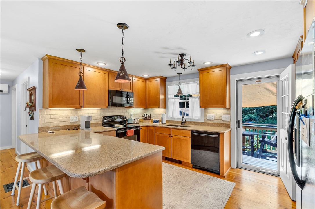 1245 Hill Road
