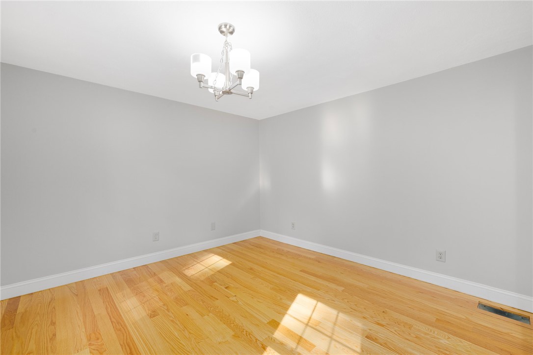 118 Woodville Alton Road