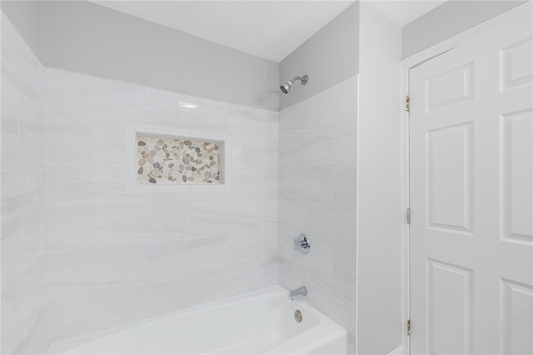 118 Woodville Alton Road