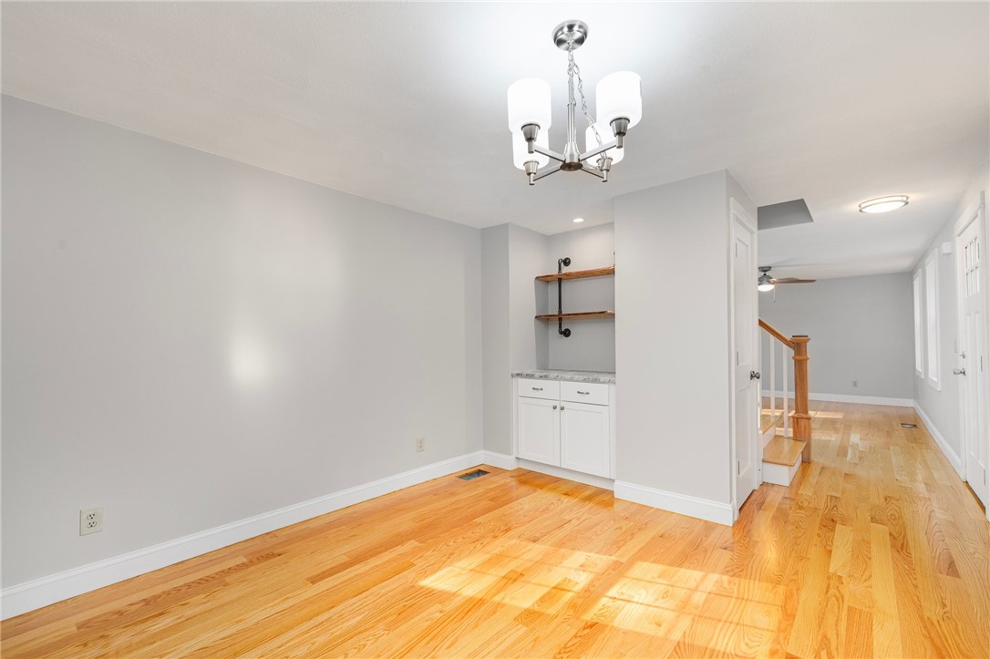 118 Woodville Alton Road