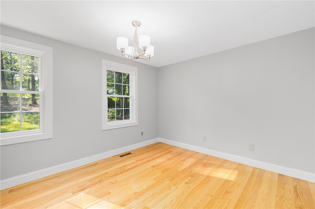 118 Woodville Alton Road