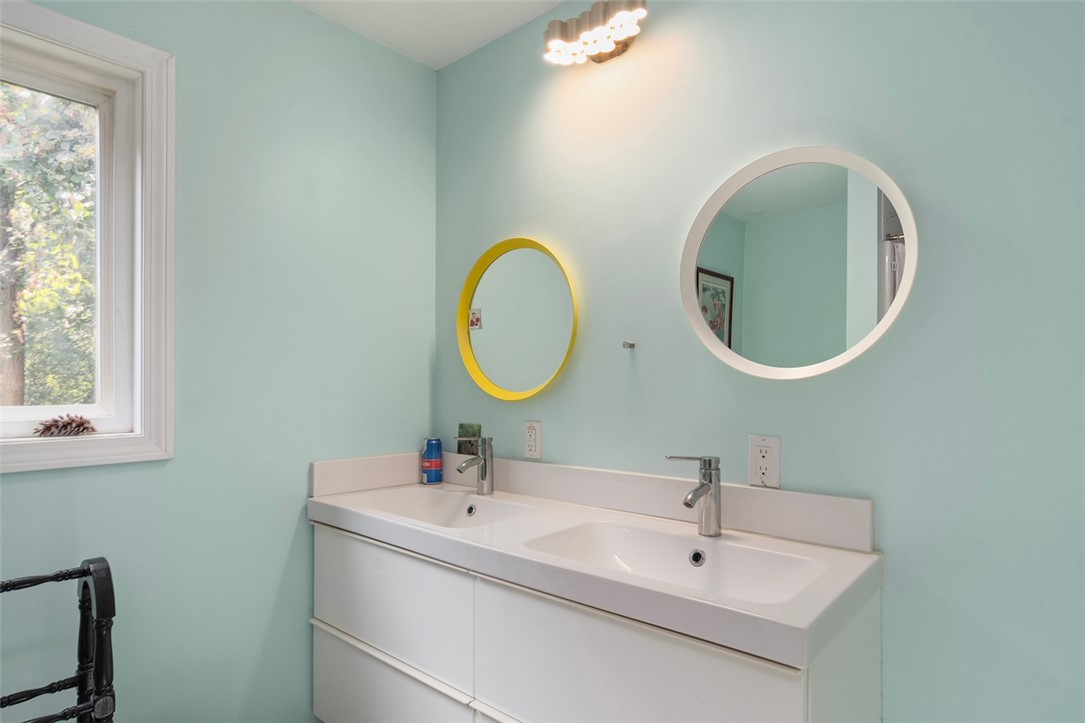 11 Hunts River Court