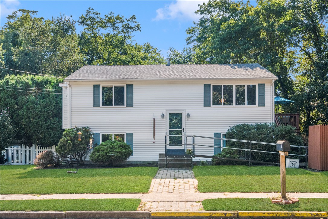 11 Hunts River Court