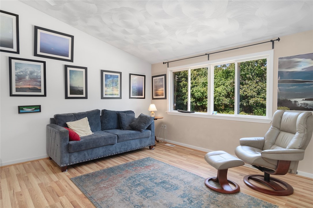 11 Hunts River Court