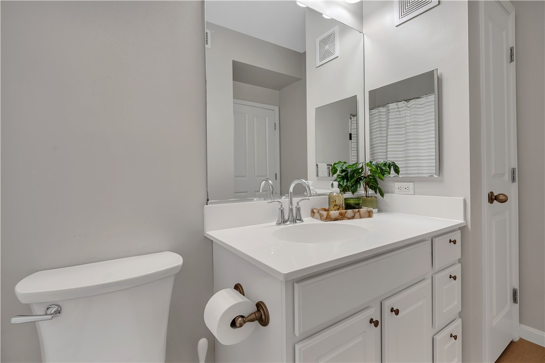 1000 Place 125 & S318