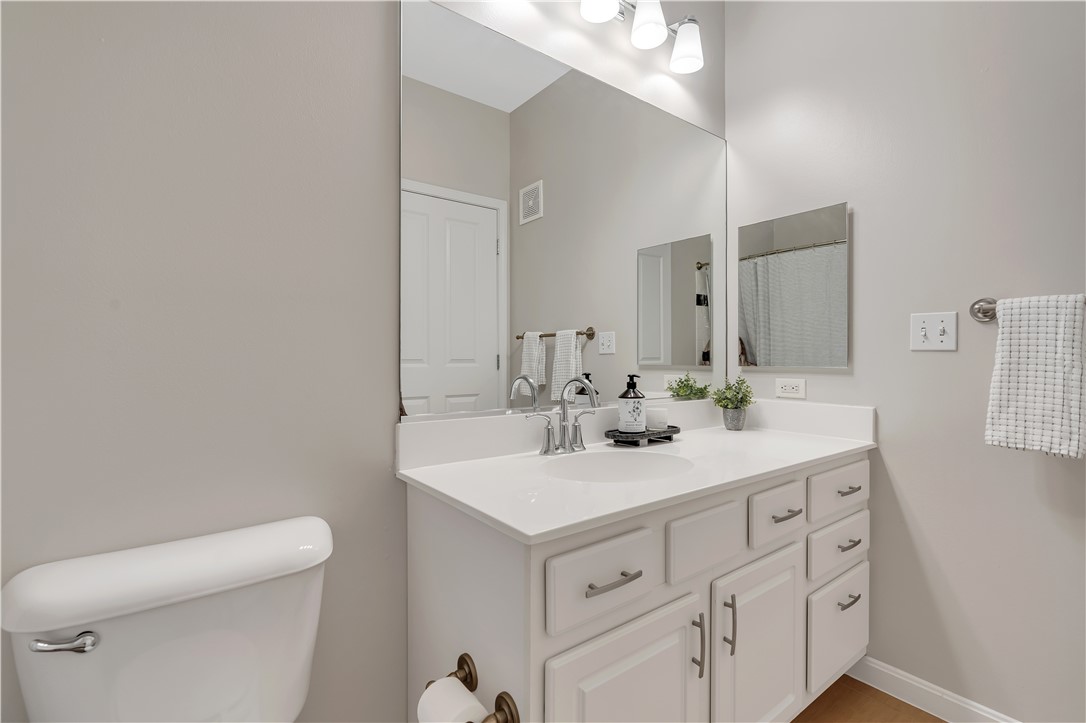 1000 Place 125 & S318