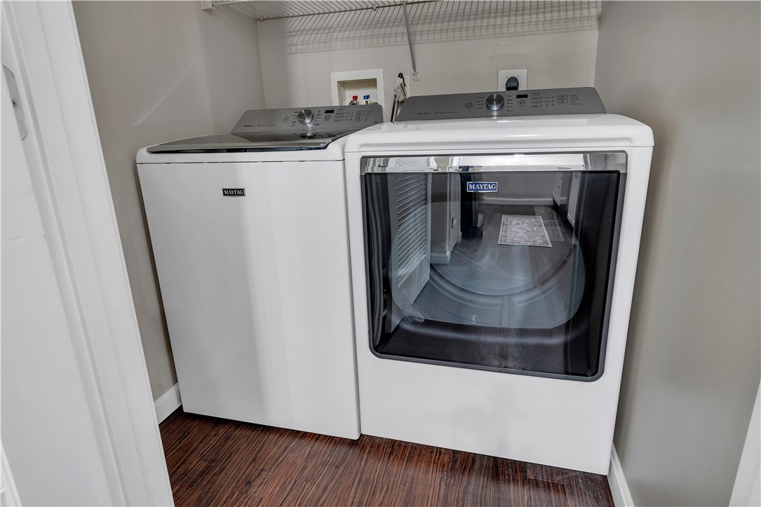 1000 Place 125 & S318