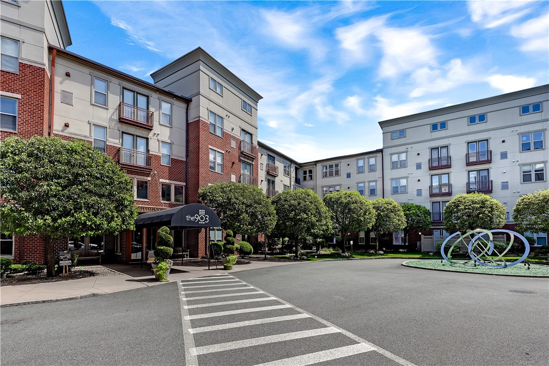 1000 Place 125 & S318