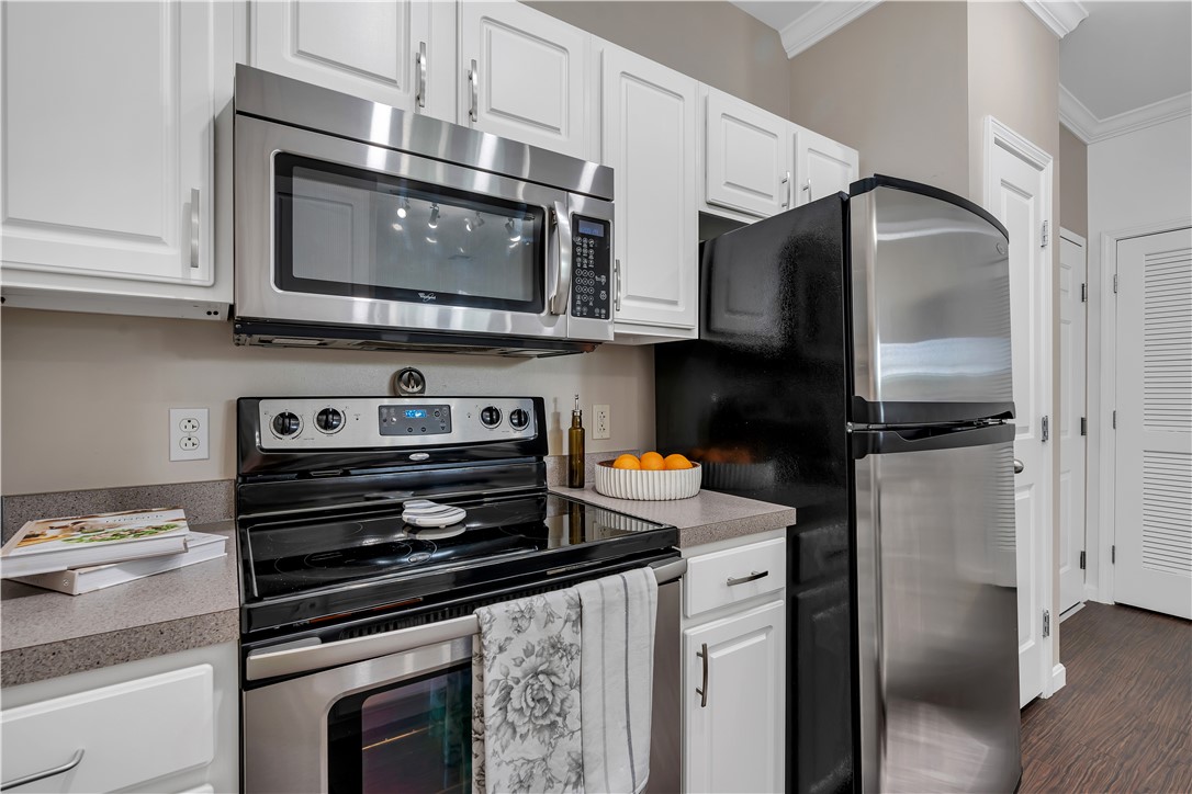 1000 Place 125 & S318