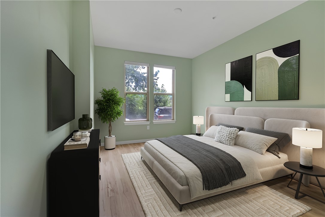 1000 Place 125 & S318