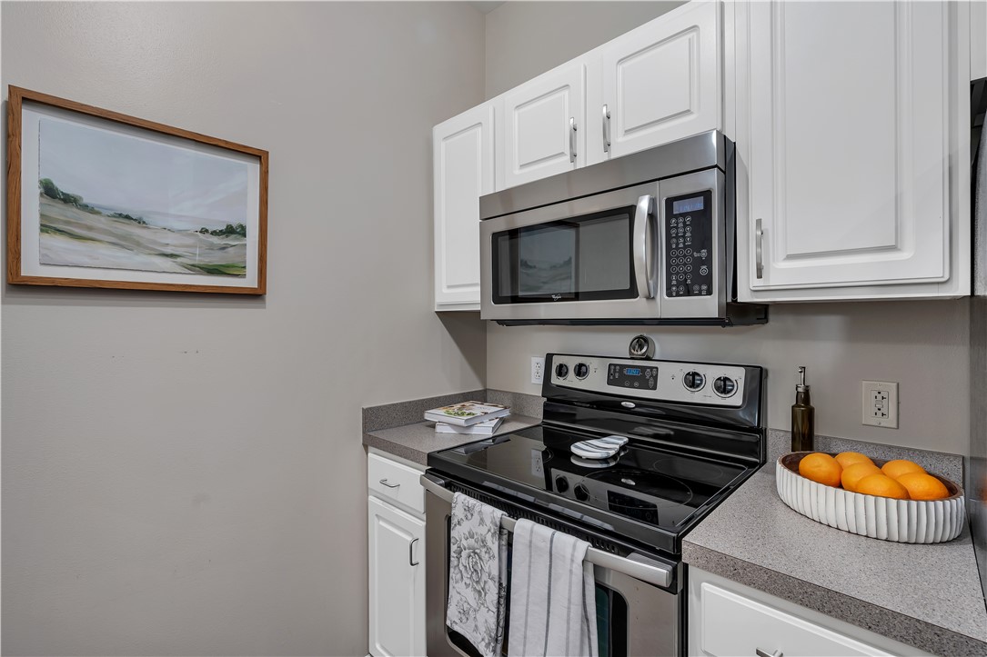 1000 Place 125 & S318