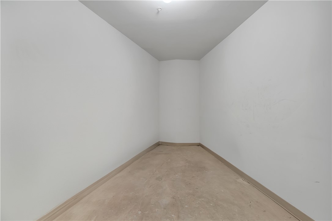 1000 Place 125 & S318