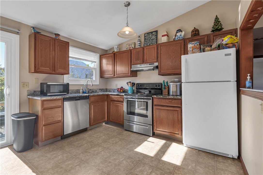 210 Pinegrove Avenue